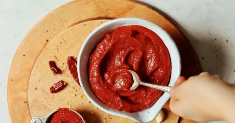 تصویر 2 از رب گوجه ۱۰ کیلویی با بسته‌ بندی مقاوم و صنعتی